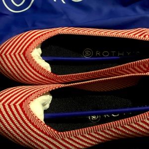 Brand-new classic woman Rothy’s shoes